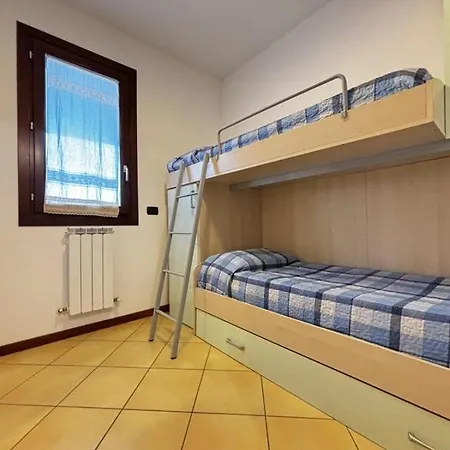 Mairen A Pochi Passi Dal Mare فيلة *