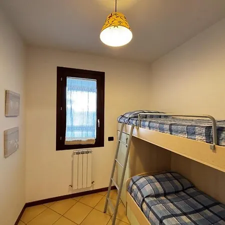 Mairen A Pochi Passi Dal Mare فيلة *