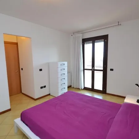 Mairen A Pochi Passi Dal Mare فيلة *